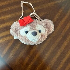 Duffy and friends Shellie mae Aulani Disney pass holder lanyard